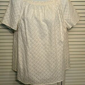 Like new eyelet top